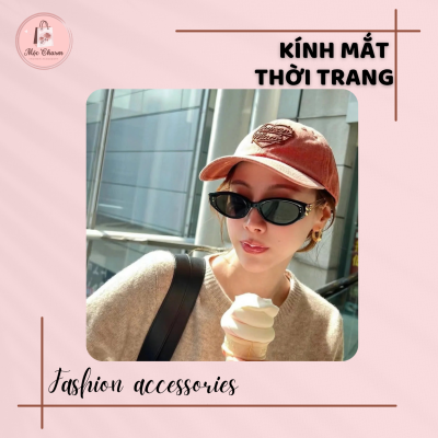 Kính mắt gọng đen diva